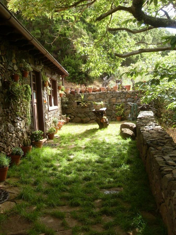 Casa Mary Lola Guest House Tinor Bagian luar foto