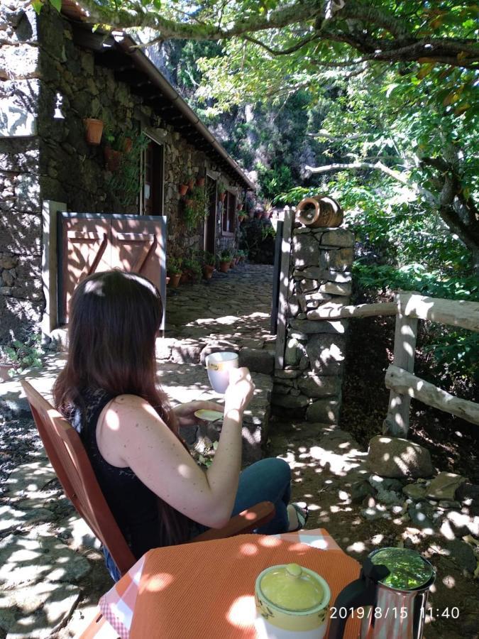 Casa Mary Lola Guest House Tinor Bagian luar foto